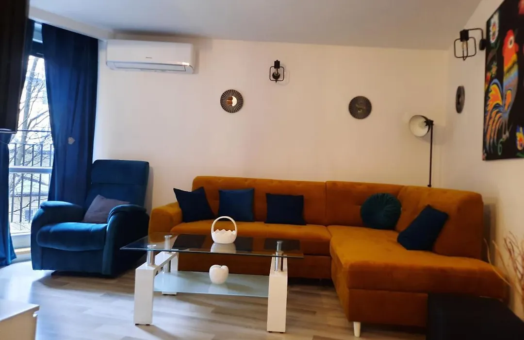 Exclusive Art Apartment-1